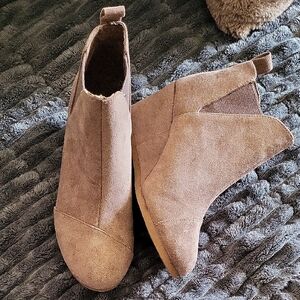 Stylish Suede Ankle Booties for Women